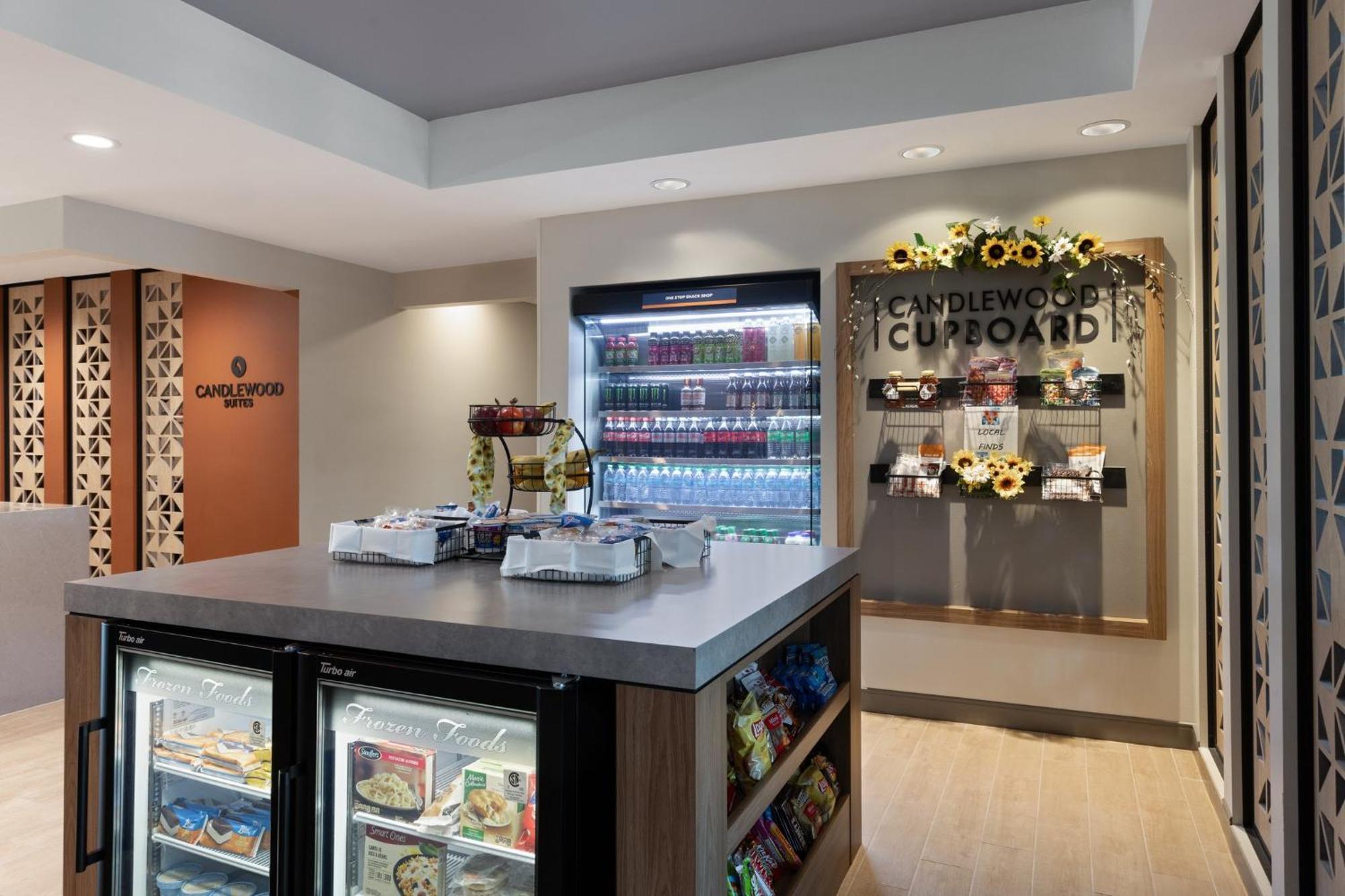Candlewood Suites Mcpherson By Ihg المظهر الخارجي الصورة